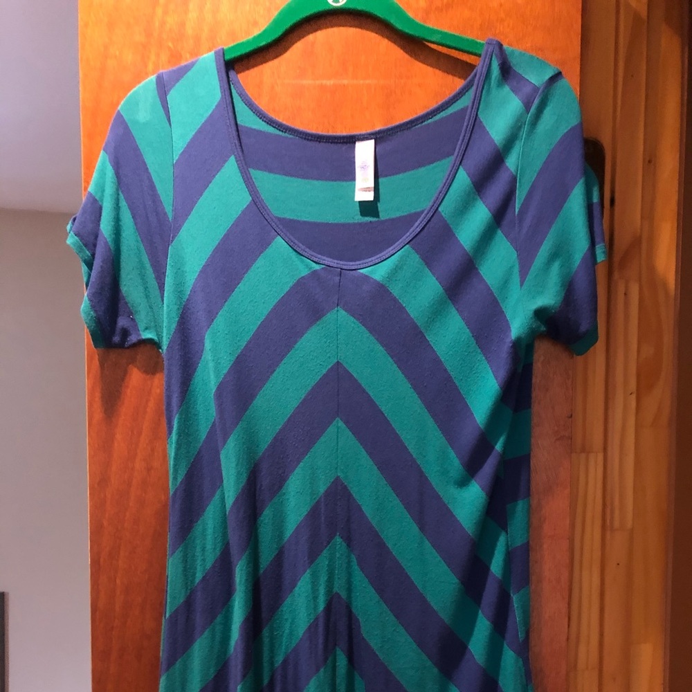 Lularoe classic Tee
